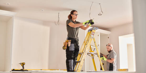 Best Affordable Emergency Electrician  in Zellwood, FL